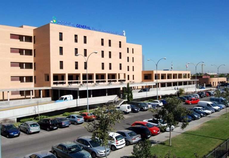 Cuatro jóvenes heridos, entre ellos dos chicas menores, en la colisión de un turismo en Velada (Toledo)