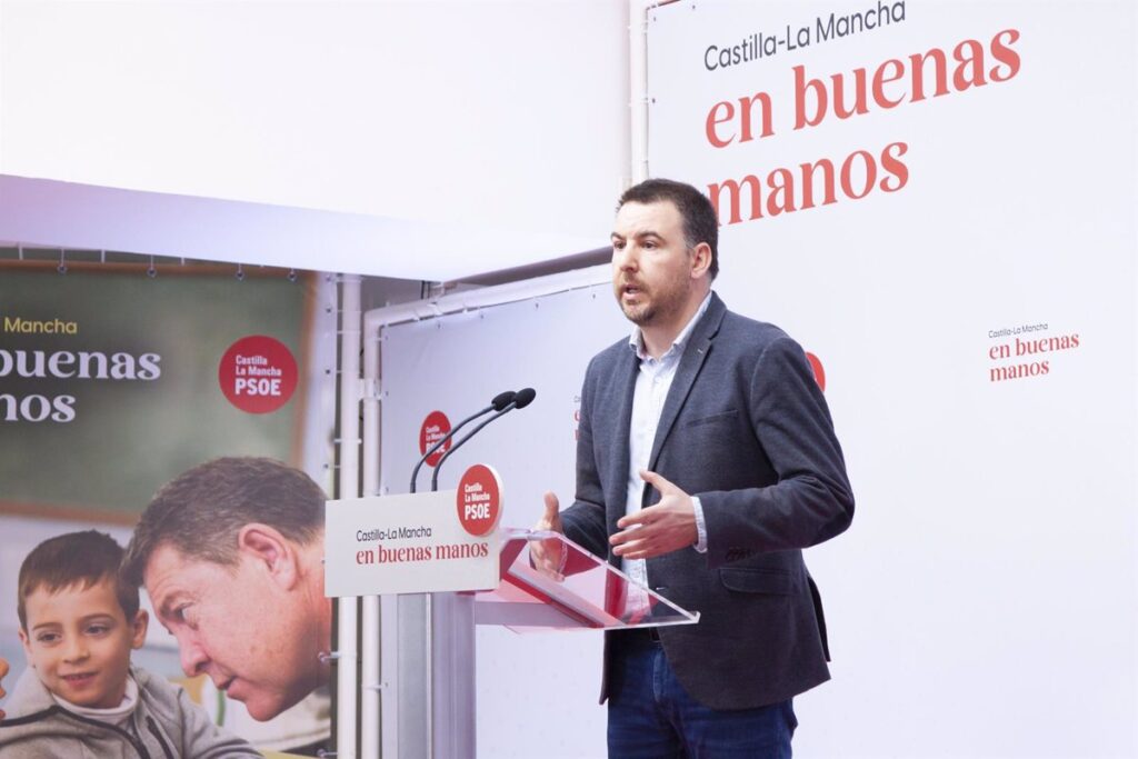 PSOE destaca la "valentía" de Page en defender C-LM frente al PP y Vox que "son sucursales" de Feijóo y Abascal