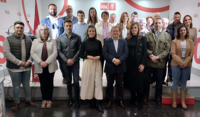 Esther Mora y Casto Sánchez encabezan con Adolfo Muñiz la lista del PSOE para reeditar la Alcaldía de Puertollano
