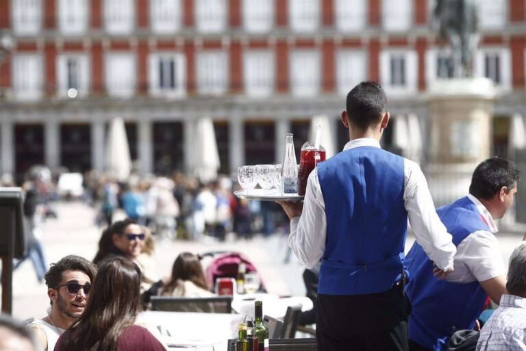 Las ventas del sector servicios suben un 12,1% en Castilla-La Mancha en enero