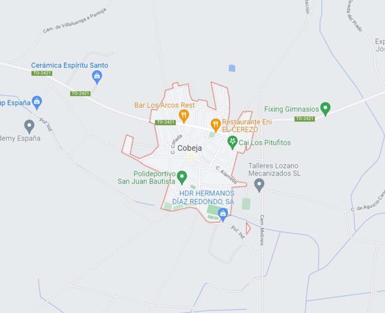 Desalojan un hostal de Torrenueva (Ciudad Real) tras el incendio sin afectados en un restaurante