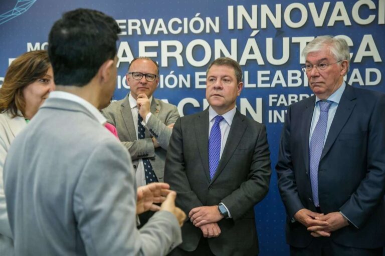 García-Page agradece a Tofiño que opte a la reelección: "Lo considero vital para Illescas"