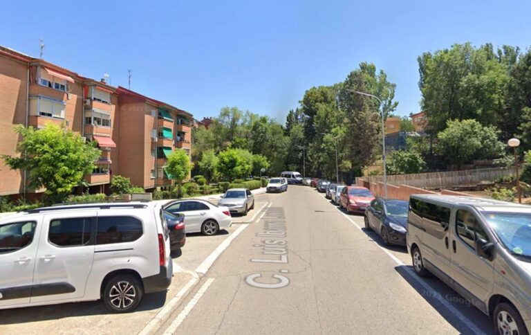 Un varón sufre quemaduras al intentar apagar el fuego en una campana extractora de una vivienda de Guadalajara