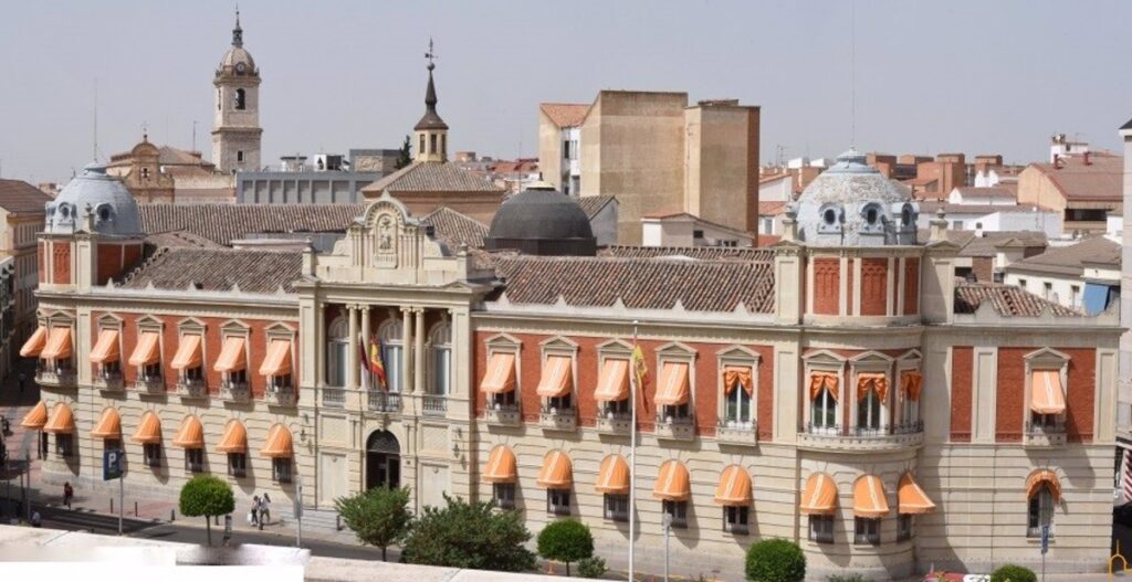 Todo listo en IFEDI para acoger las actividades conmemorativas del 130 aniversario del Palacio provincial de Ciudad Real