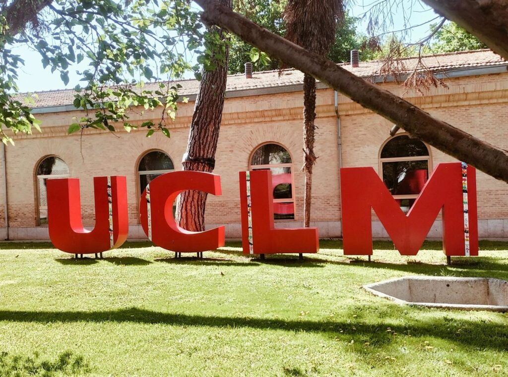 El Campus de Toledo acoge este domingo una jornada de puertas abiertas y la feria 'Estudia en la UCLM'