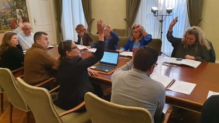 La Diputación de Guadalajara aprueba cinco proyectos de mejora de carreteras, en los que se invertirán 3,7 millones