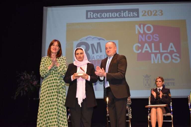 Sáez: "La historia como hoy la conocemos no se entendería sin las aportaciones de las mujeres en todos los ámbitos"