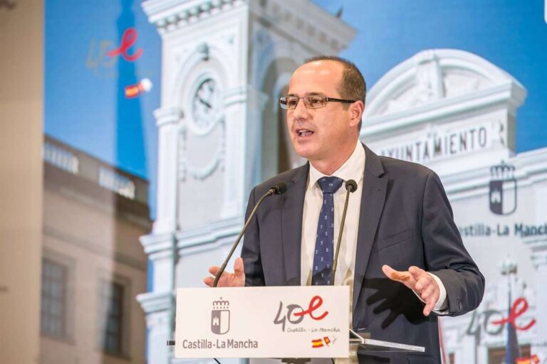 Aprobada por aclamación la lista del PSOE en Guadalajara para las elecciones 28M