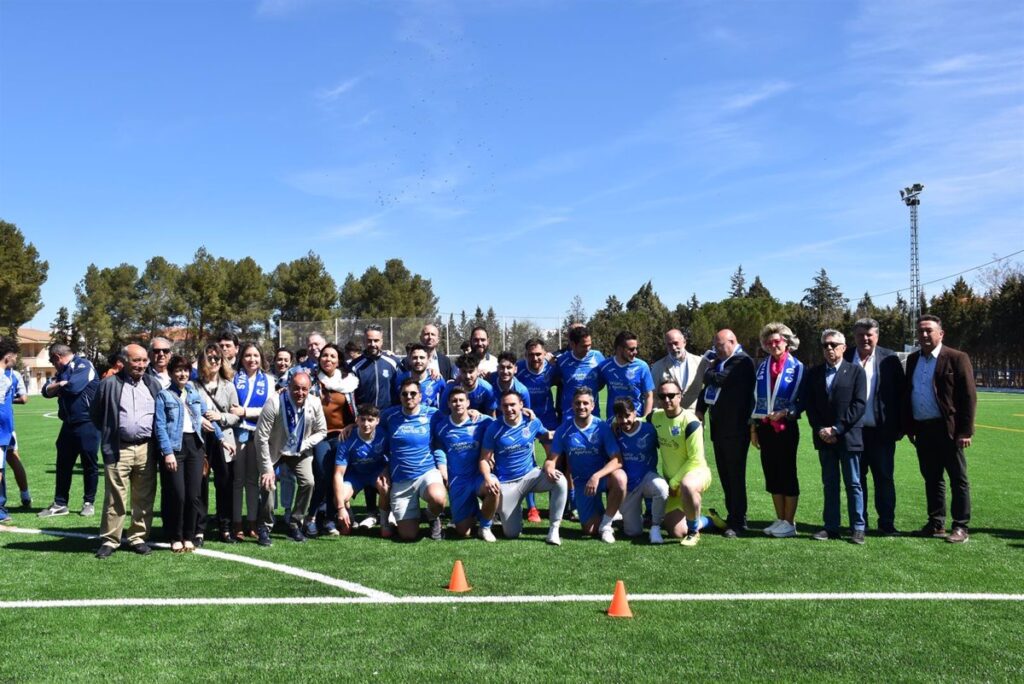 Inaugurado el nuevo campo de fútbol de Aguas Nuevas en Albacete con el objetivo de mejorar las condiciones de juego