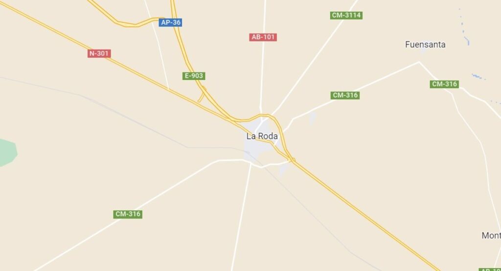 Fallece un hombre tras volcar el camión que conducía en la A-31 en La Roda (Albacete)