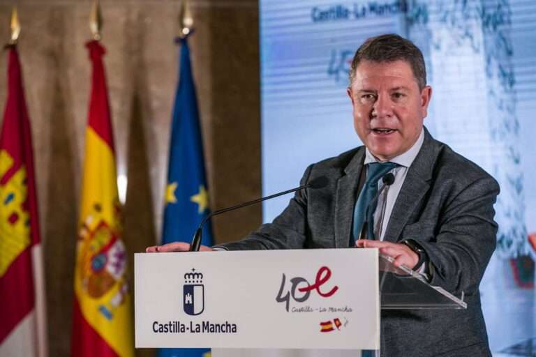 Page celebra el dato de desempleo, que supone "el segundo mejor de la serie histórica para un mes de febrero"