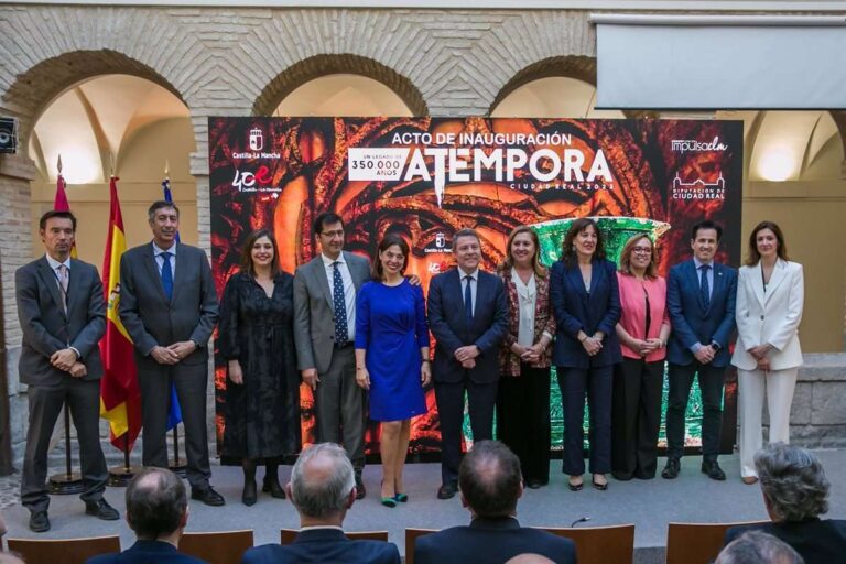 Page se compromete a blindar por ley líneas de colaboración cultural para promocionar a los nuevos artistas de C-LM