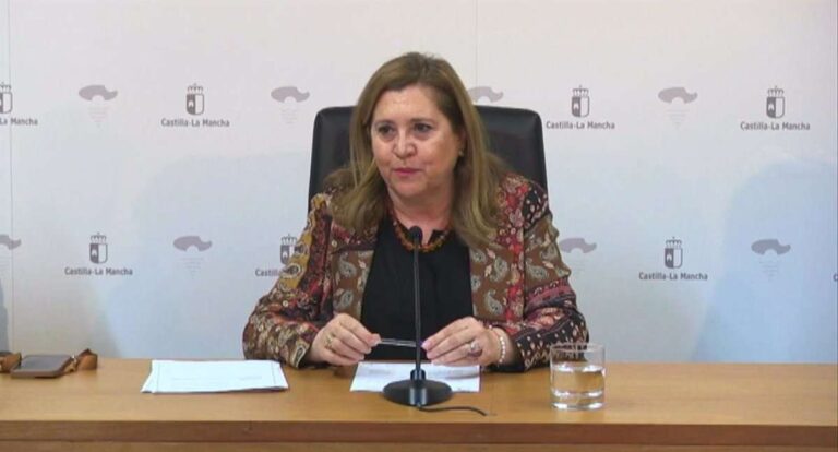 Rodríguez muestra su rechazo a cualquier tipo de violencia tras la agresión a un docente en Villarrubia