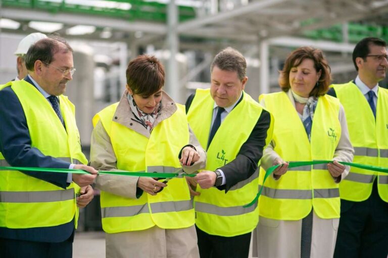 Life For Tyres inaugura en Puertollano una planta que convertirá en biocombustible el 9% de neumáticos usados en España