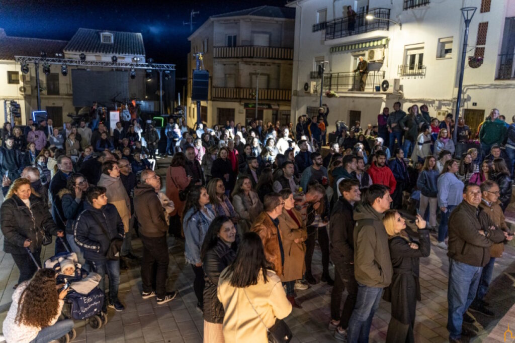 inauguracion plaza remodelacion saceruela