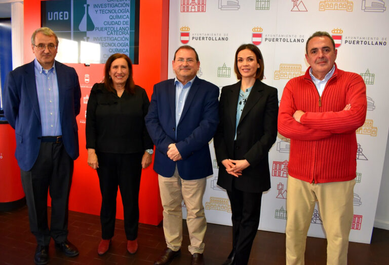 mujeres investigadoras becas uned puertollano