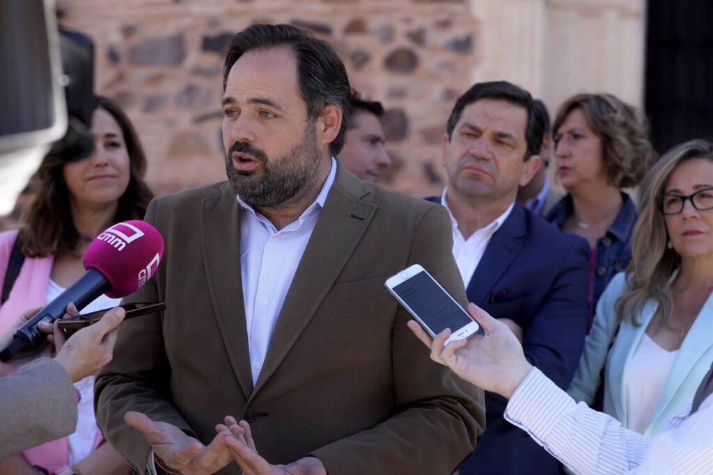 Núñez acusa a Page de estar "desaparecido" y le pide soluciones para las listas de espera sanitarias
