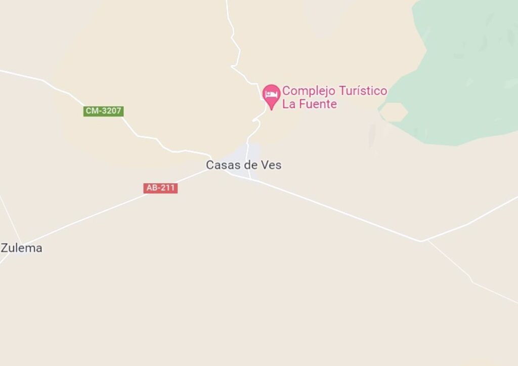 Fallece un hombre tras una colisión entre un turismo y una moto en Casas de Ves (Albacete)