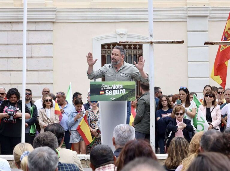 VÍDEO: Abascal avisa al PP de que no puede contar con los votos de Vox "gratis": "Son un poco chulos"