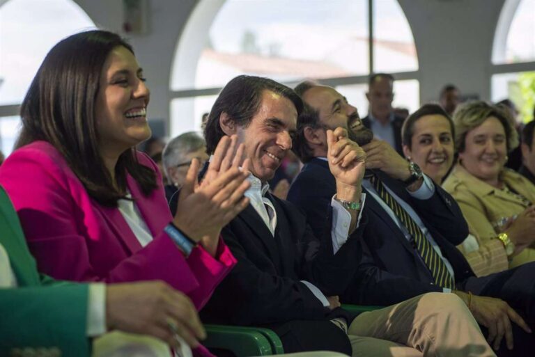 VÍDEO: Aznar defiende desde Cuenca que España "necesita una mayoría sólida, no un gobierno condicionado"