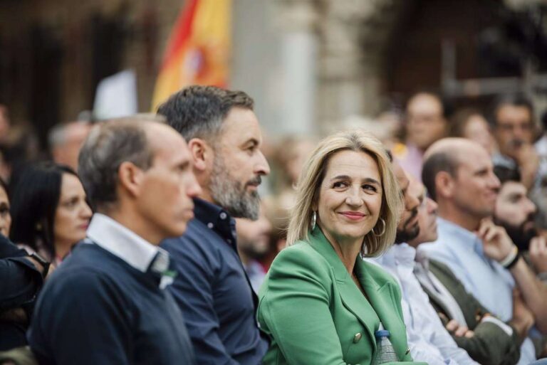 Cañizares (Vox) carga contra Tolón por "amenazar a toledanos al estilo PSOE" y por ser la voz de Sánchez, "su amo"