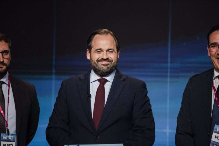 PSOE C-LM se querellará contra Núñez por la "sucia" campaña del PP, con "vídeos manipulados e insultos sin límite"
