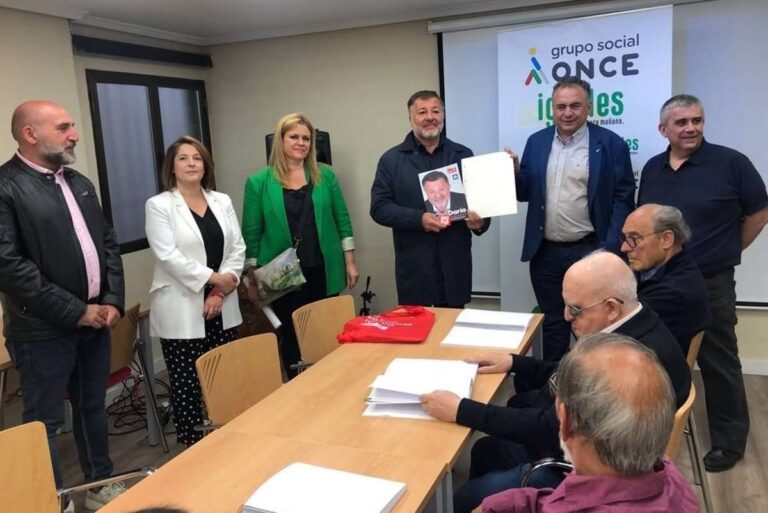 Darío Dolz adapta su programa electoral al Braille y al sistema de lectura fácil