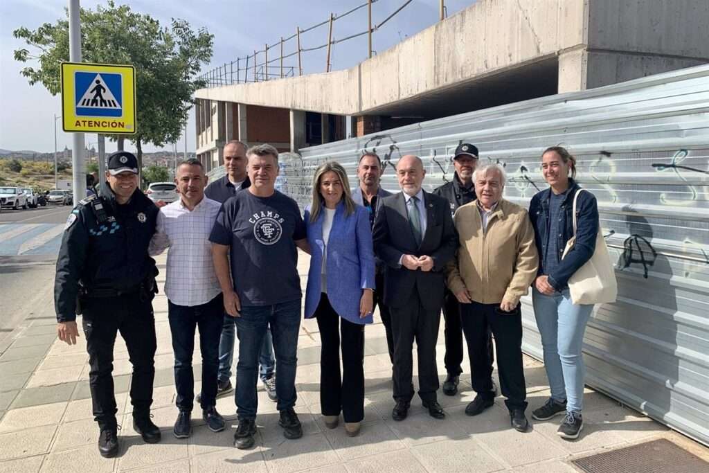 Tolón ratifica con sindicatos de Policía Local abrir en la próxima legislatura el nuevo cuartel en la calle Dinamarca