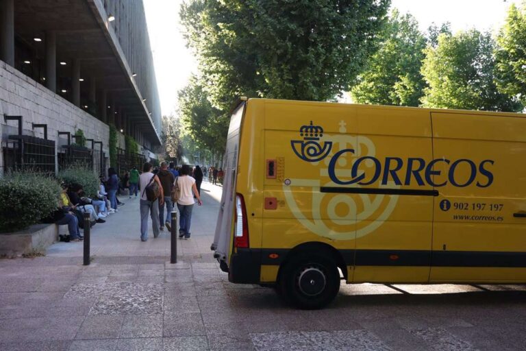 Casi un millón de ciudadanos han votado por correo en estas elecciones, 52.251 de ellos en C-LM