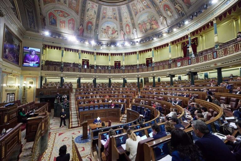 El decreto de convocatoria pondrá fecha a la constitución de las Cortes, que se calcula para mediados de agosto
