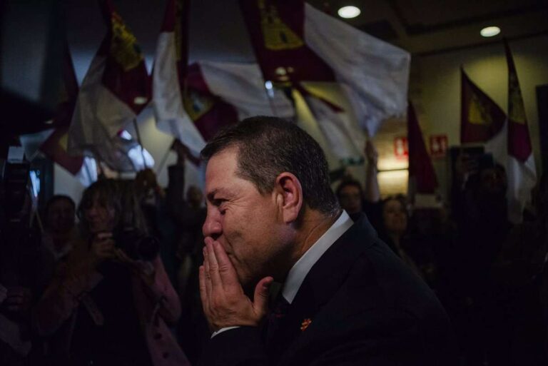 Page tiende mano a todos los partidos tras una victoria "contra mucha adversidad": "Voy a ser presidente de todos"