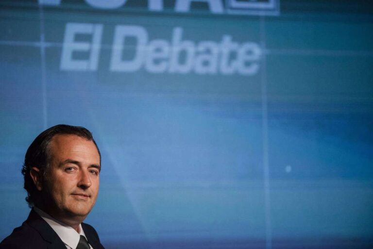 Luchar contra el absentismo escolar, becas por mérito y potenciar educación especial, propuestas de Moreno (Vox)