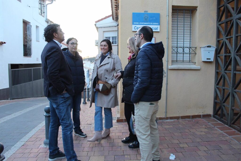 Tarjeta 'Soy vecino' y ventanilla social única, propuestas de Bea Jiménez (PP) en el ámbito social para Cuenca
