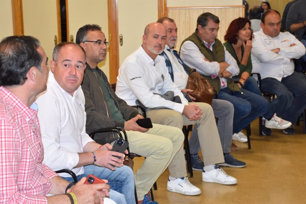 Sáez solicita la "complicidad" de clubes y federaciones para consolidar a Albacete como "capital del deporte"