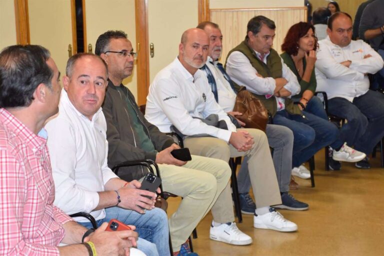 Sáez solicita la "complicidad" de clubes y federaciones para consolidar a Albacete como "capital del deporte"