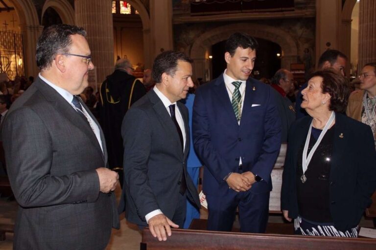 Serrano trabajará para impulsar iniciativas encaminadas a ensalzar la imagen de la Patrona de Albacete