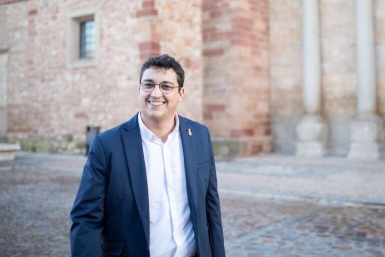 Díaz-Cano (PSOE) ve prioritario urbanizar la segunda fase del Parque Empresarial en La Solana si revalida mandato