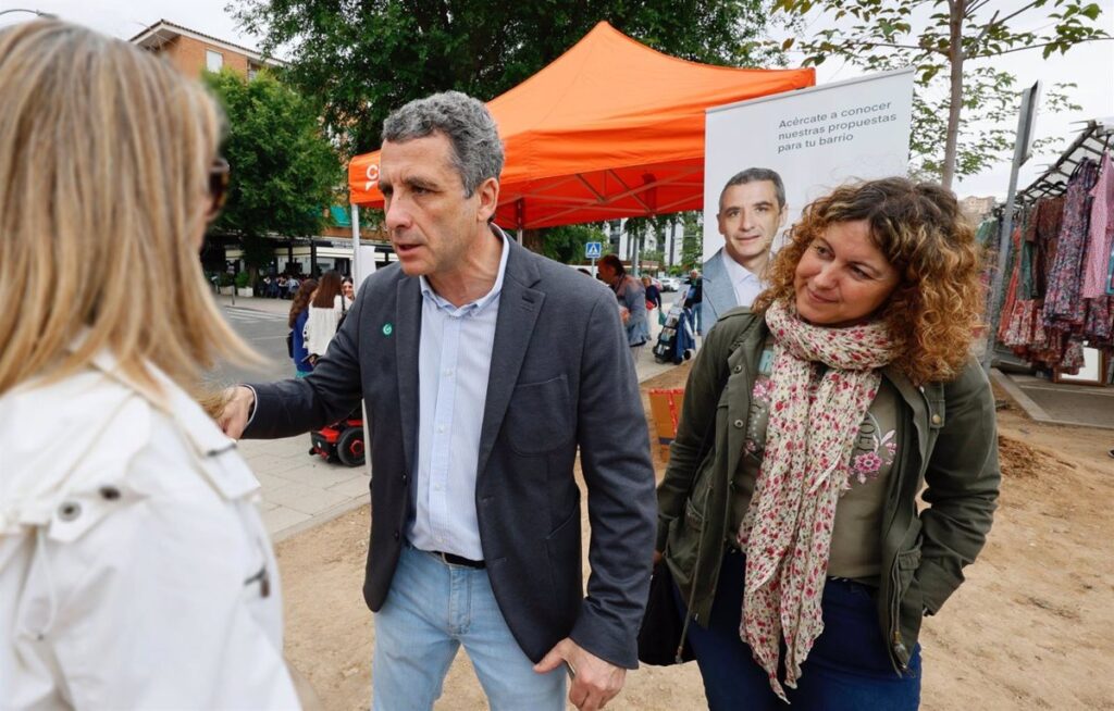 Paños reducirá los trámites en Toledo para facilitar las cosas a quienes tienen un negocio o quieren emprender