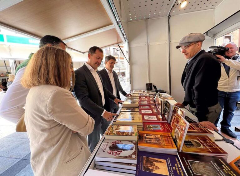 Velázquez (PP) creará un premio nacional de novela histórica y peleará para que Museo de Historia esté en Toledo