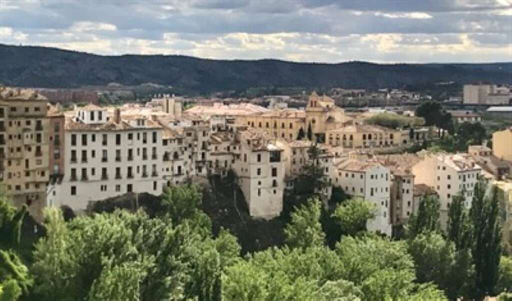 vuelos con dron inspeccion cubiertas edificios cuenca