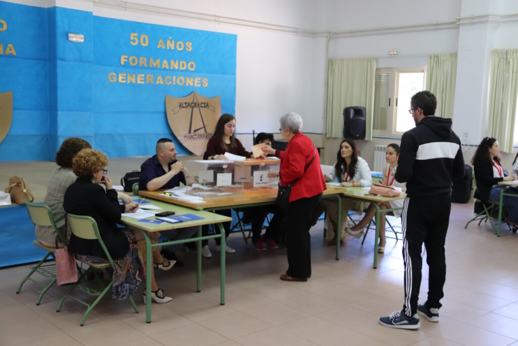 casi 14000 personas con derecho a voto elecciones manzanares 28M