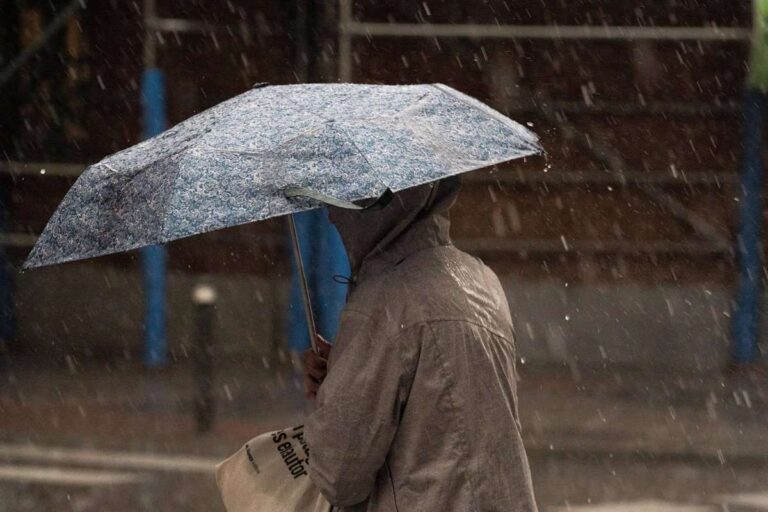 Achiques de agua y obstáculos en la calzada centran los 18 incidentes por lluvia en CLM tras activar el Meteocam