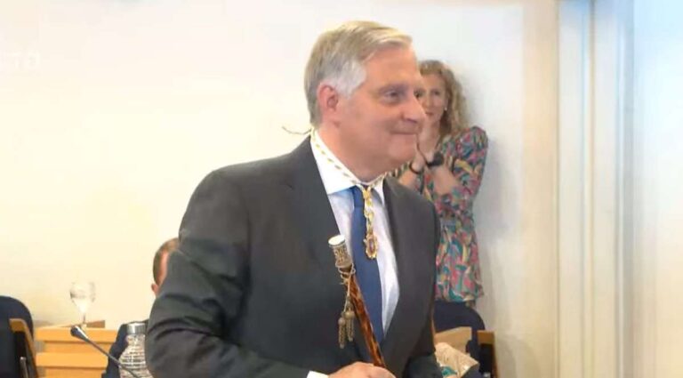 VÍDEO: Cañizares (PP) es proclamado alcalde de Ciudad Real con el apoyo de los cuatro ediles de Vox