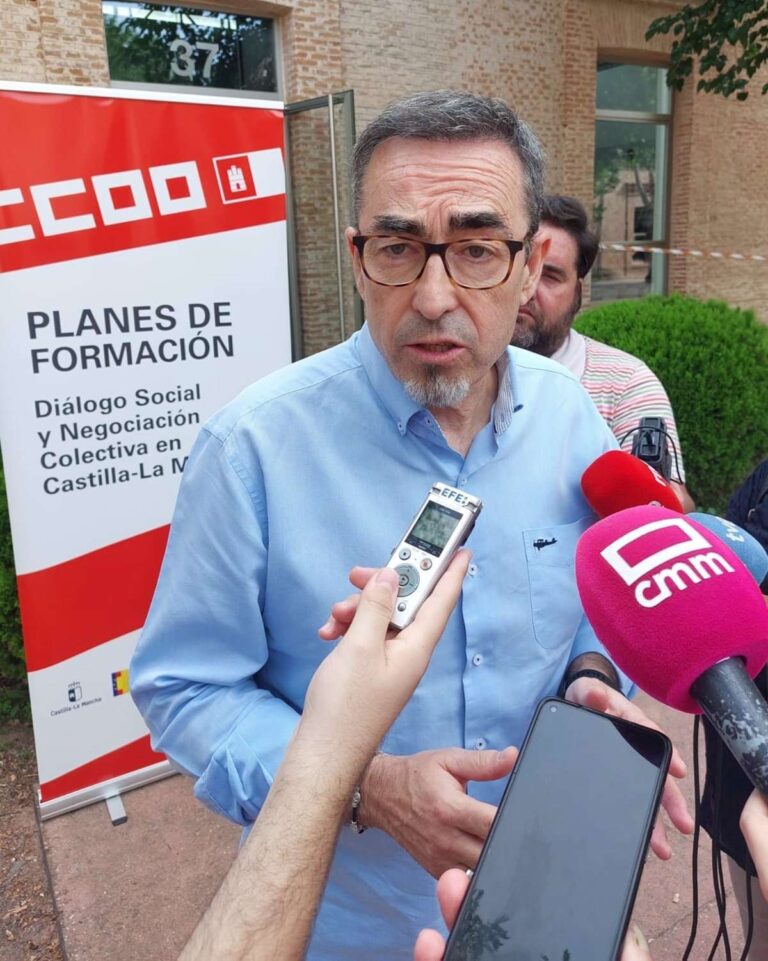 De la Rosa se implicará en la campaña electoral: "Hay que echar el resto por que gane la democracia"