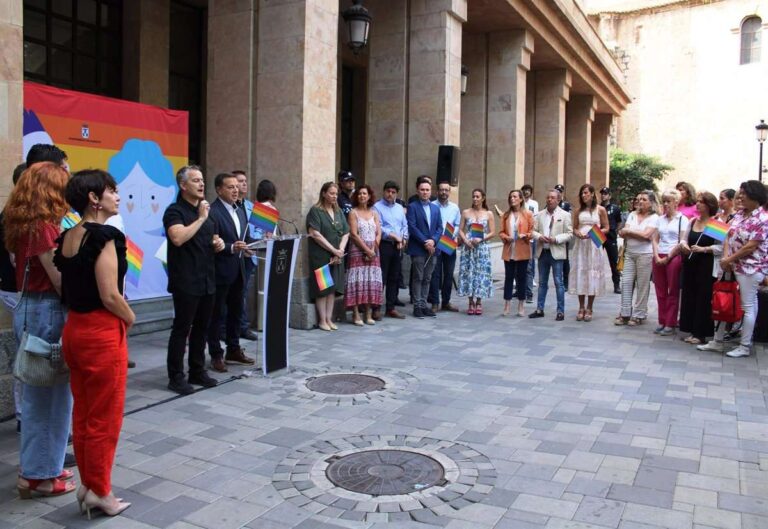 Albacete celebra y reivindica el Día del Orgullo: "Los derechos de las personas LGTBI son derechos humanos"