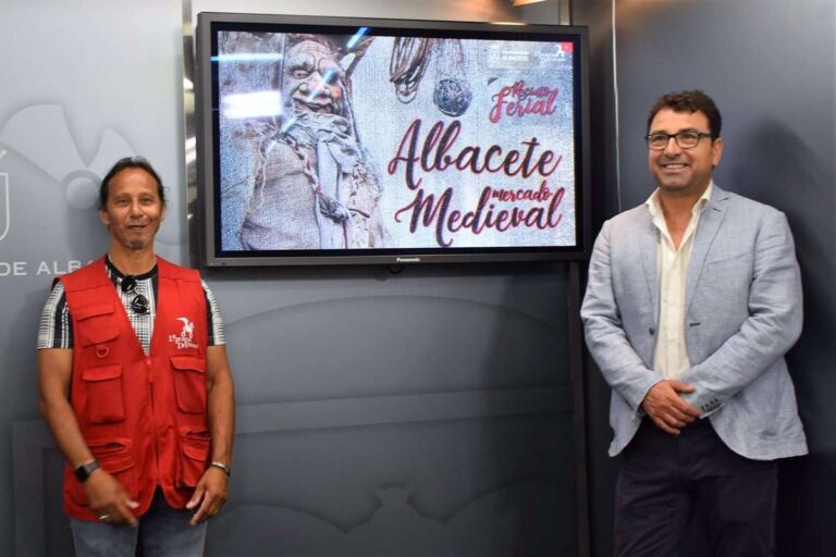 Más de 160 puestos se dan cita en el Mercado Medieval que acogerá hasta el domingo el Recinto Ferial de Albacete