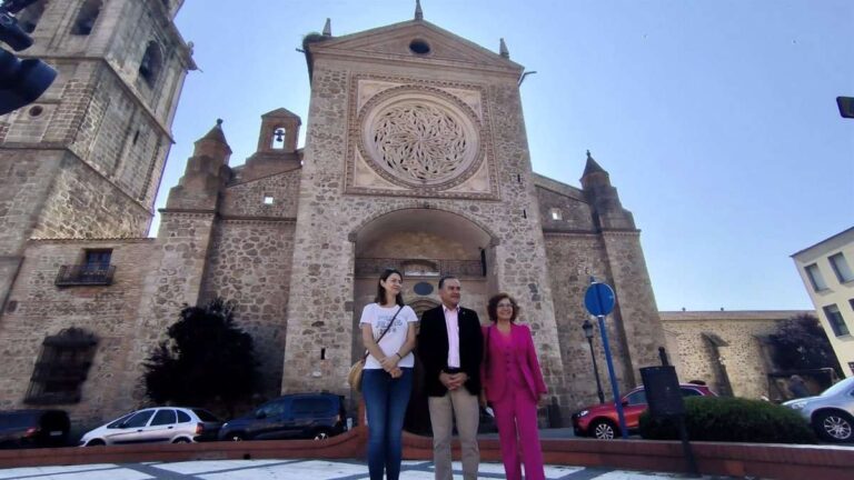 El alcalde de Talavera se compromete a apoyar y trabajar con los colectivos LGTBI