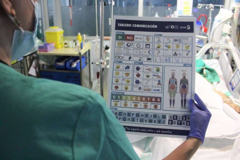 La Gerencia de Albacete se dota de un programa para atender mejor a pacientes críticos con problemas de comunicación