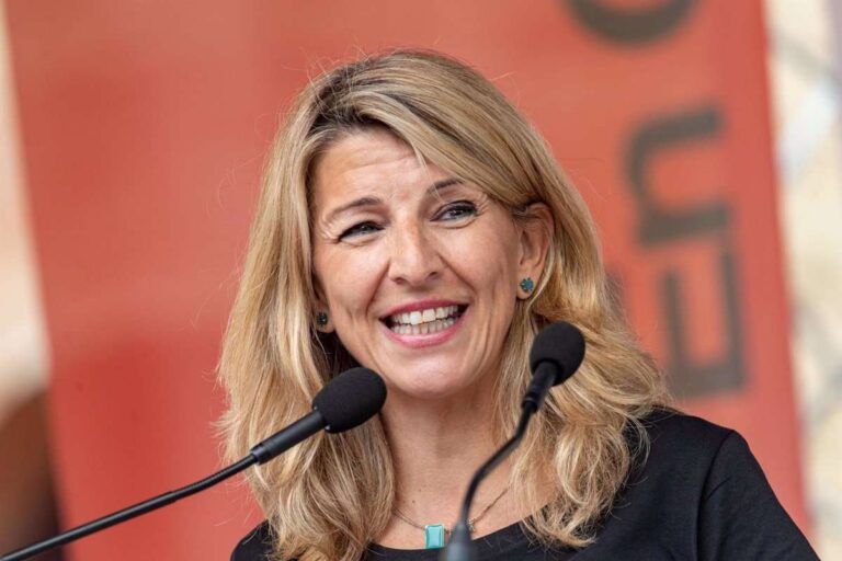 Las papeletas electorales de Sumar llevarán la imagen del rostro de Yolanda Díaz