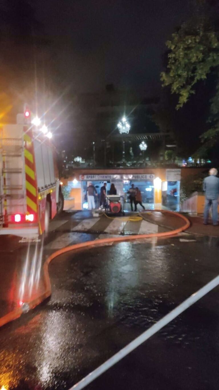 Una tormenta de casi 20 litros por m2 en media hora inunda calles y aparcamientos de la ciudad de Cuenca
